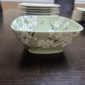 222 Fifth mia blossom green replacement